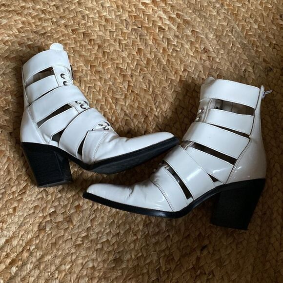 Jeffrey Campbell Caceres Boot - Picture 3 of 10